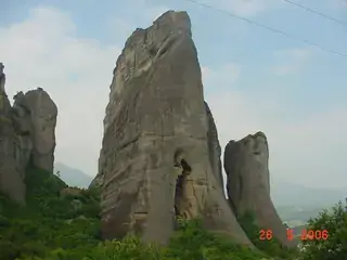 Meteora rocks 3